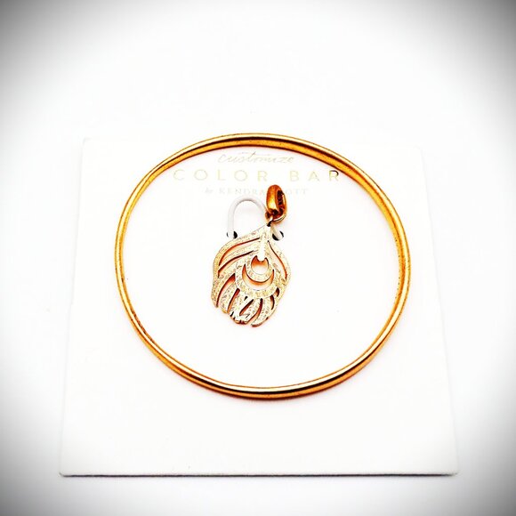 KENDRA SCOTT NWT Color Bar Feather Charm Bangle Bracelet in Antique Rose Gold - Picture 2 of 5